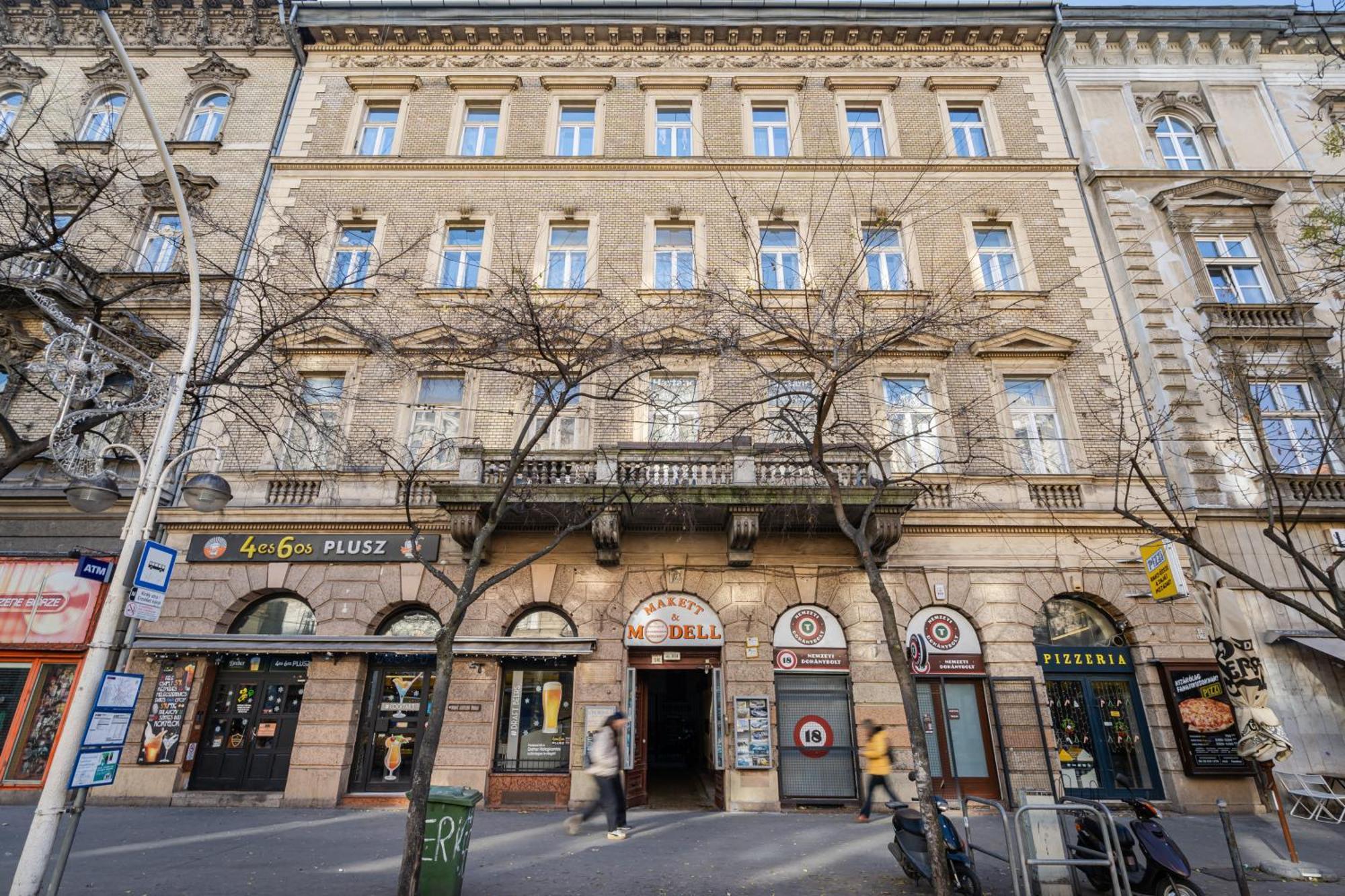 E56 - Grand Boulevard Heritage Residence - Best Location By Bqa Будапеща Екстериор снимка